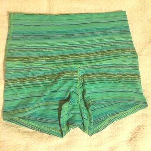 Lululemon Space Dye Twist Roll Down Boogie Short
